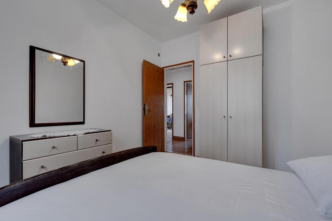 אומיס Apartments Tihomir Musac מראה חיצוני תמונה