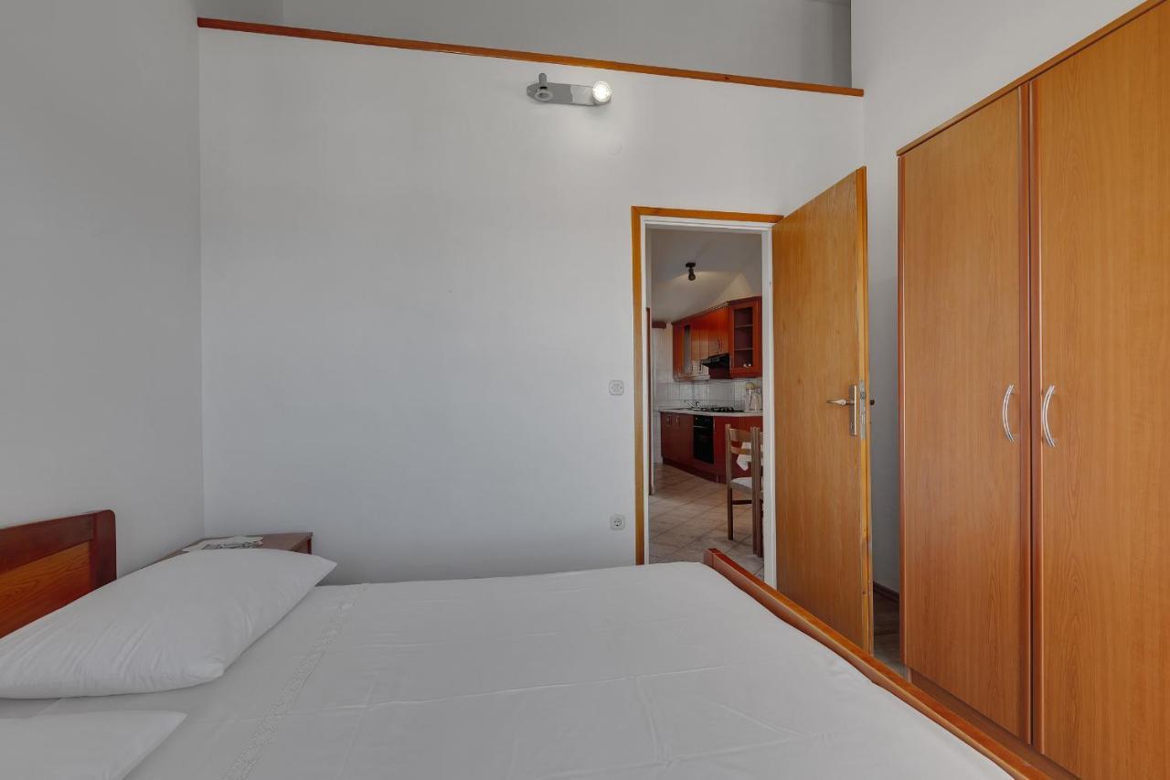 אומיס Apartments Tihomir Musac מראה חיצוני תמונה