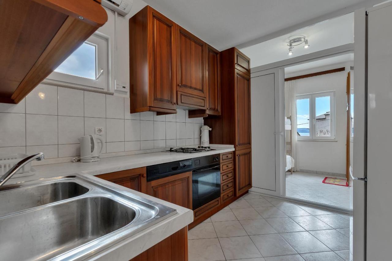 אומיס Apartments Tihomir Musac מראה חיצוני תמונה
