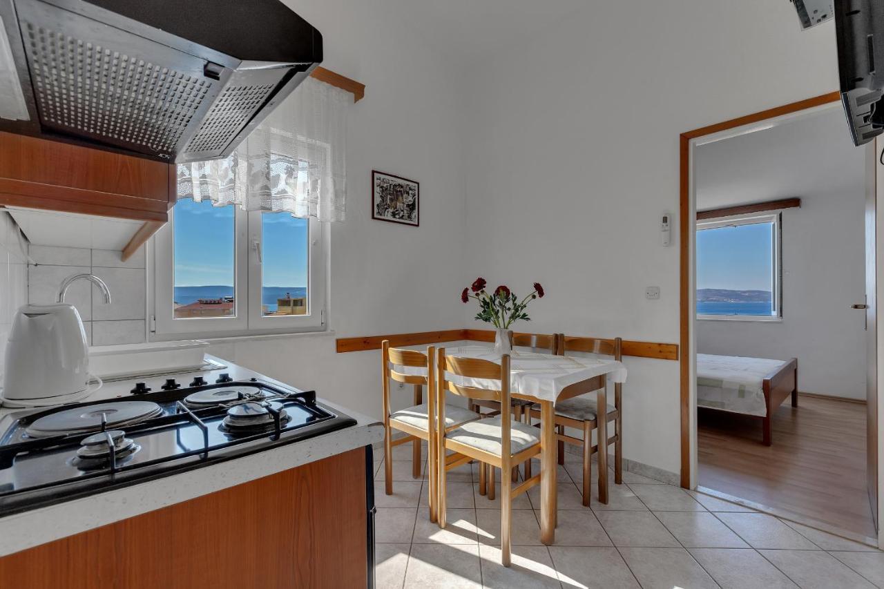 אומיס Apartments Tihomir Musac מראה חיצוני תמונה