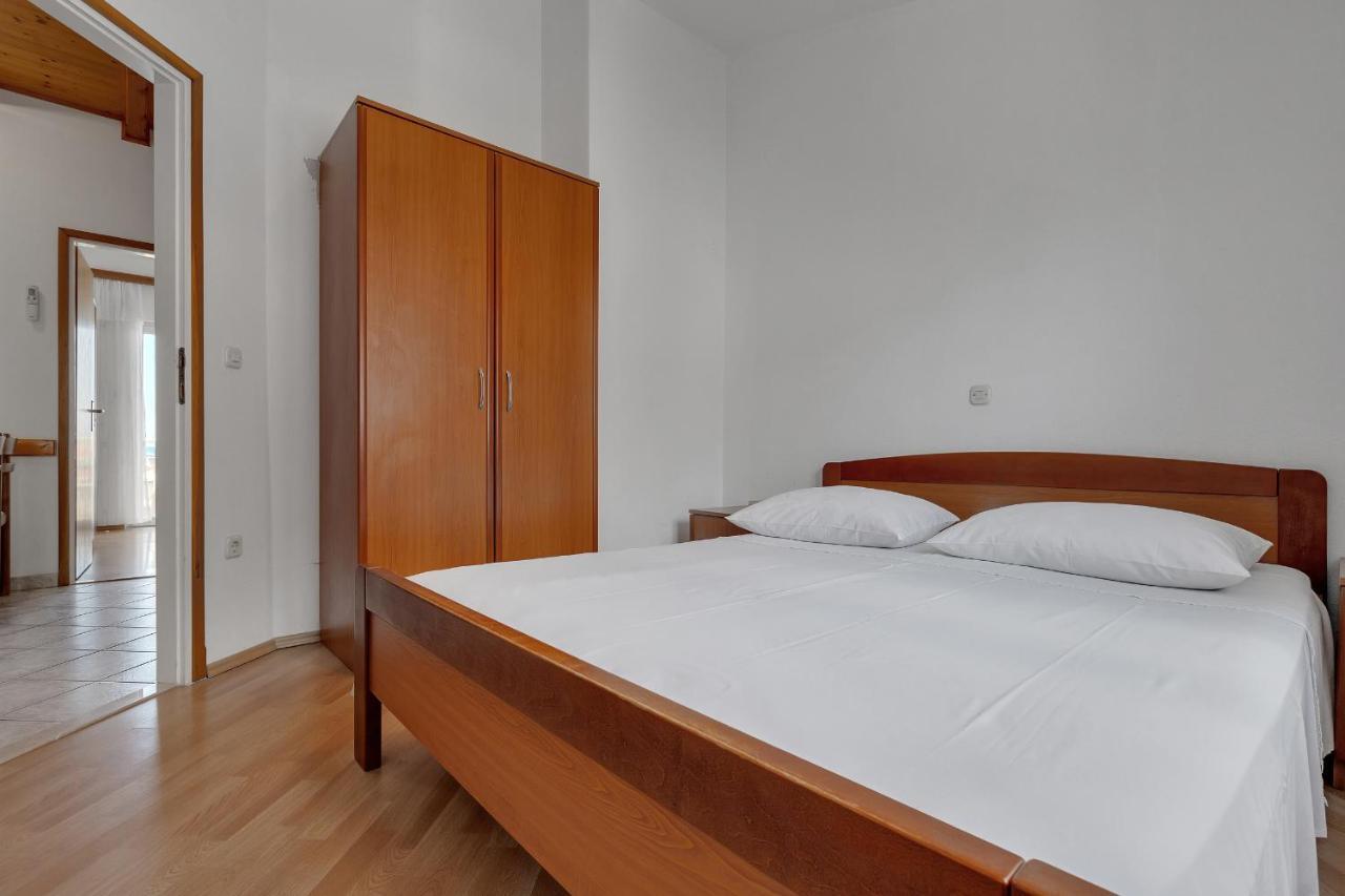 אומיס Apartments Tihomir Musac מראה חיצוני תמונה