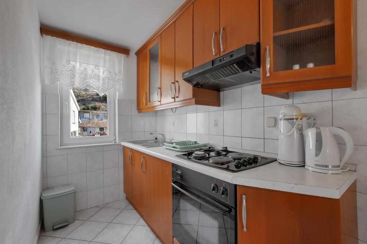 אומיס Apartments Tihomir Musac מראה חיצוני תמונה