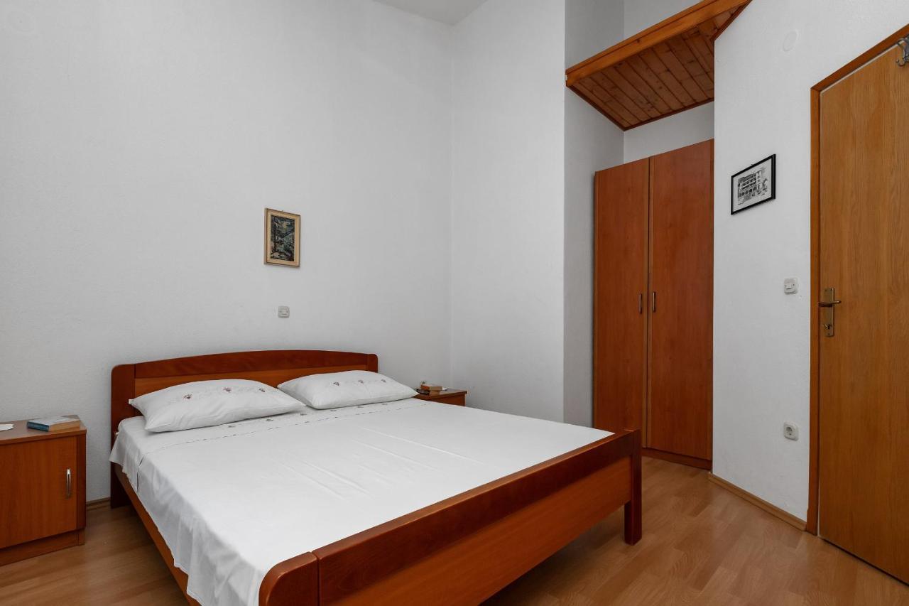 אומיס Apartments Tihomir Musac מראה חיצוני תמונה